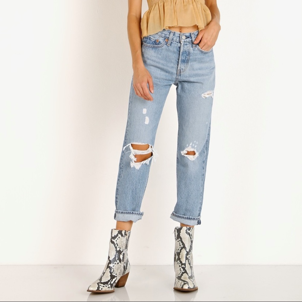 LEVI’S premium wedgie straight